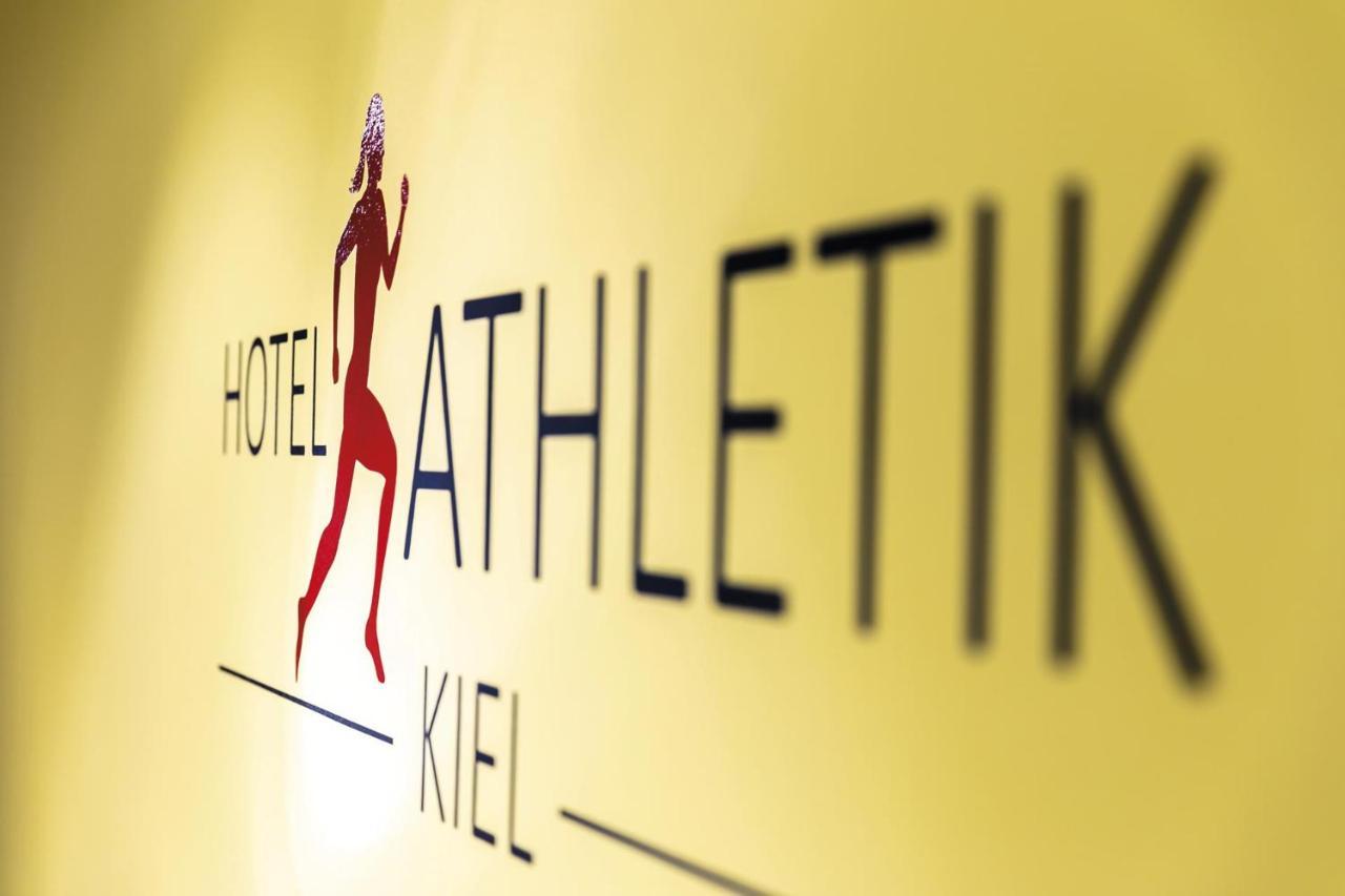 Hotel Athletik Kiel Altenholz Buitenkant foto